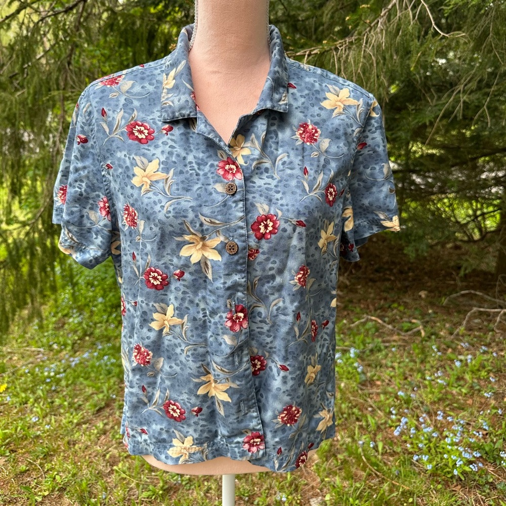 Blue Floral Button Up Top
